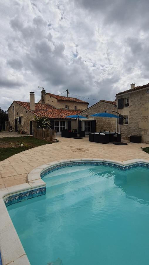 Villa La Charmentaise Saint-Sulpice-de-Cognac Esterno foto